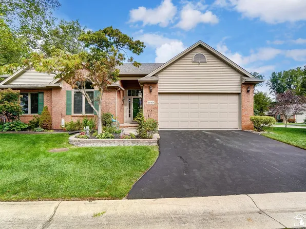 1610 Royal Troon Ct, Temperance, MI 48182