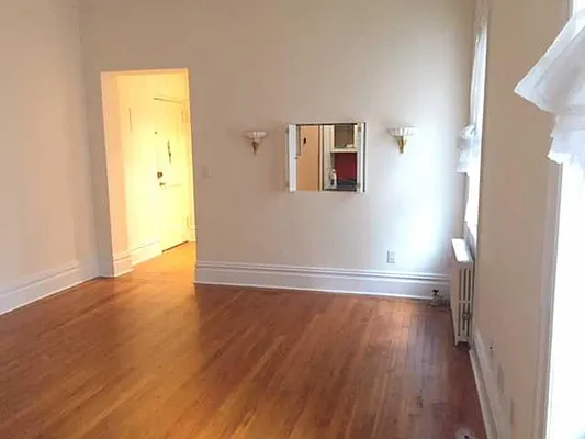 Rented by R New York | media 12
