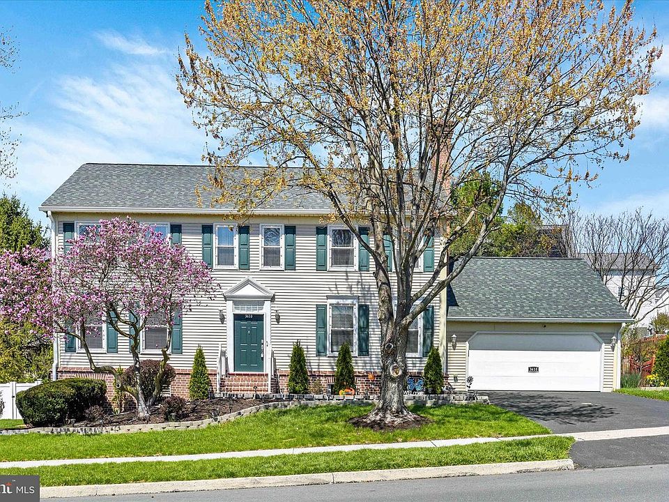 1st image of 3610 Golfview Dr