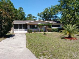 94 S Lincoln Ave, Beverly Hills, FL 34465