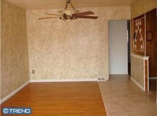 9810 Montour St, Philadelphia, PA 19115