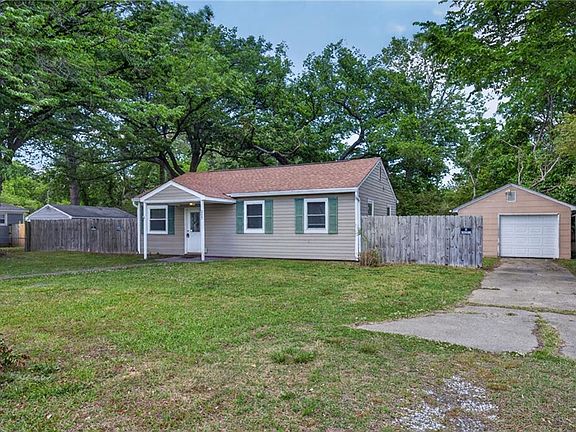 3rd image of 237 Beacon Rd