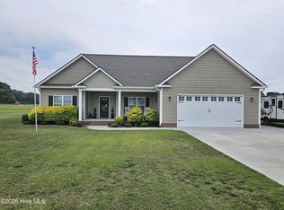 91 Country Cove Lane, Clinton, NC 28328