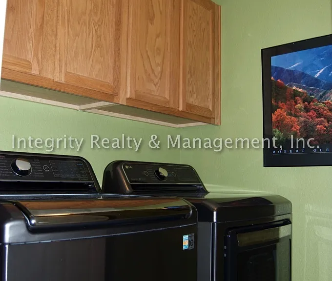 10328 Longwood Way — Photo 30