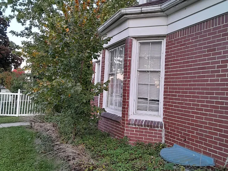 Esper Blvd — Photo 11