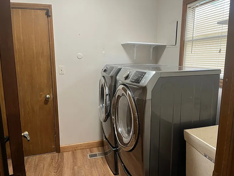 2259 Augusta Ct — Photo 18