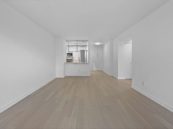 5th image of 77 W 24th St APT 25C