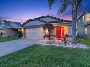 7961 Carriage Pointe Dr, Gibsonton, FL 33534