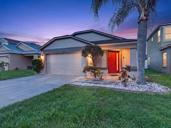7961 Carriage Pointe Dr, Gibsonton, FL 33534
