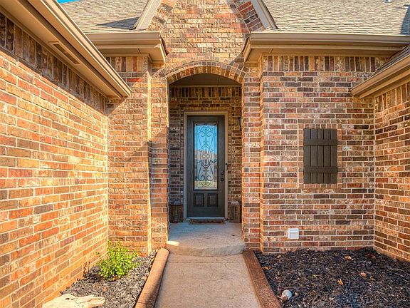 5th image of 3004 Chesterfield Pl