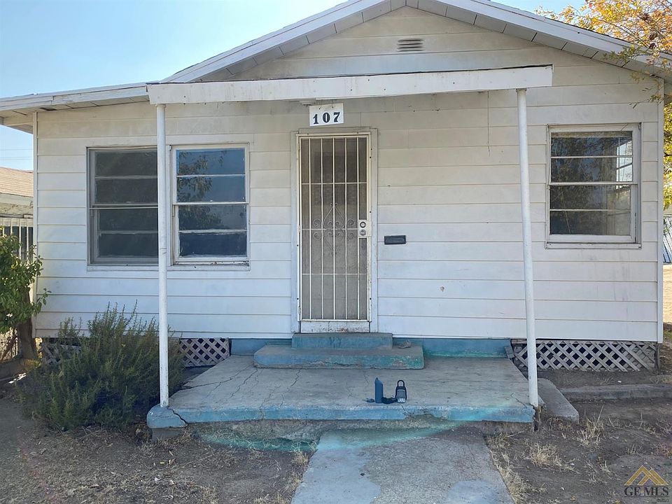 2nd image of 107 San Emidio St