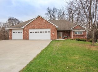 7245 Hidden Hollow Ct, Mounds View, MN 55112