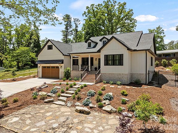 2nd image of 710 Knollwood Dr