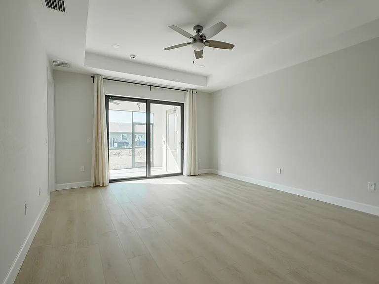 153 Pennfield St #153 — Photo 5