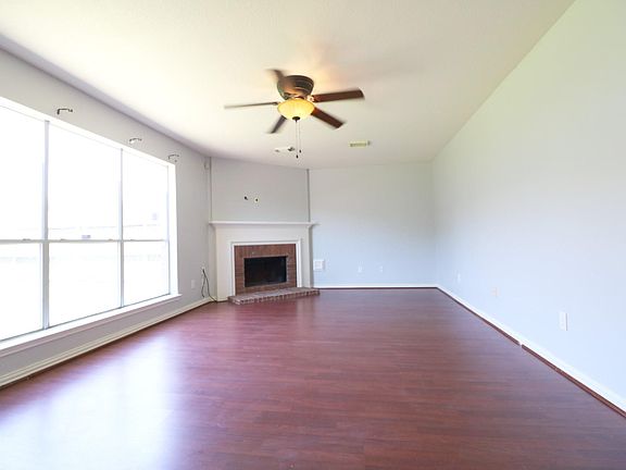 5th image of 1926 Wildwood Ridge Dr