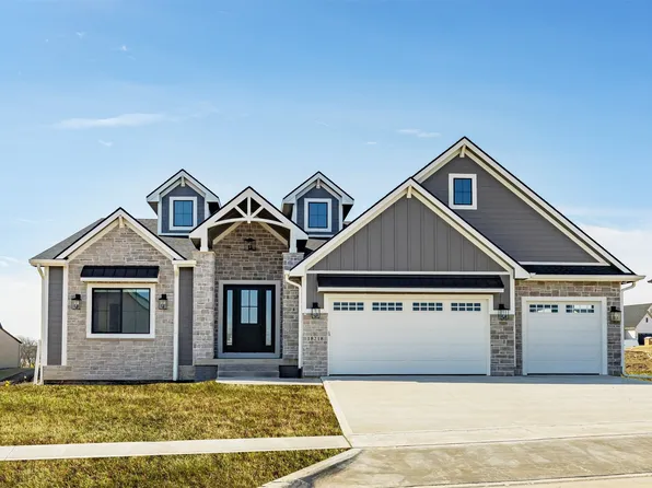 18218 Alderleaf Dr, Clive, IA 50325