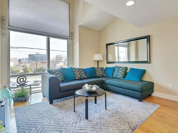 8917 River Rd APT 6, North Bergen, NJ 07047
