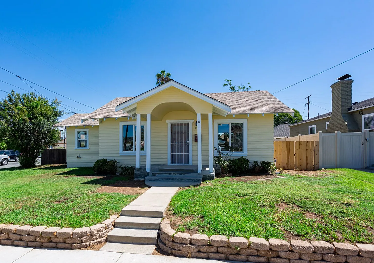 Beautifully Remodeled Single-Family Home with Fenced Yard — Photo 4