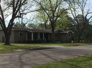 900 Garrett Cir, Adamsville, AL 35005