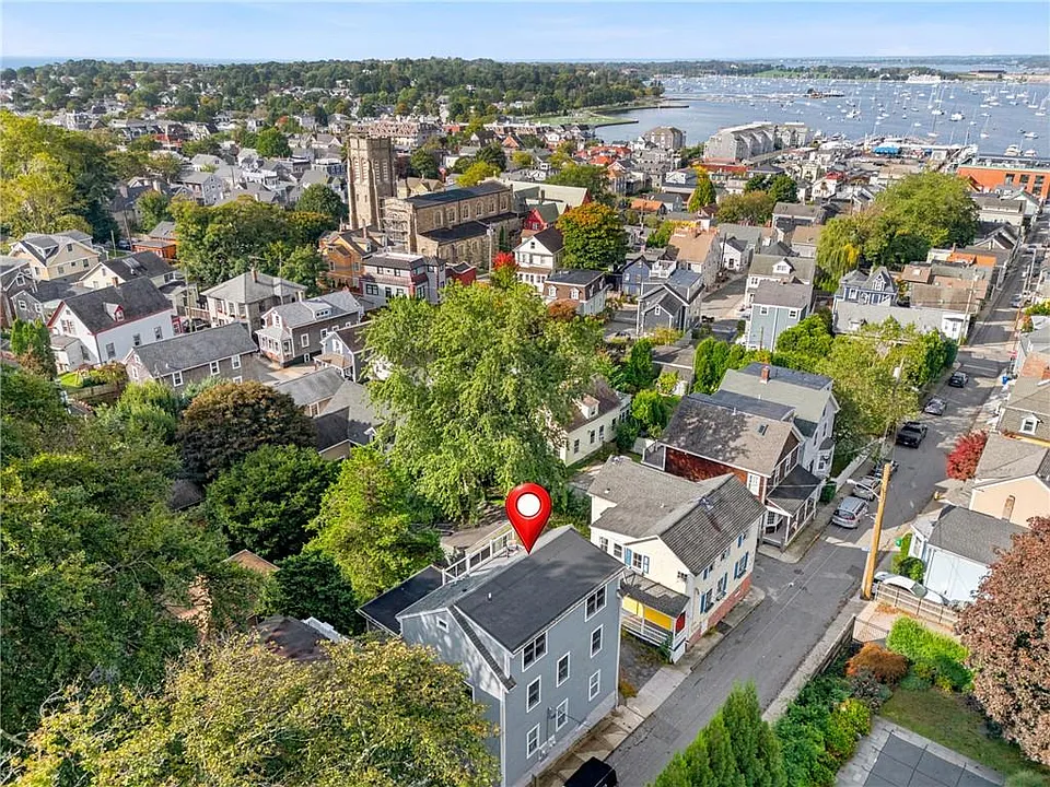 77 Pope St #2