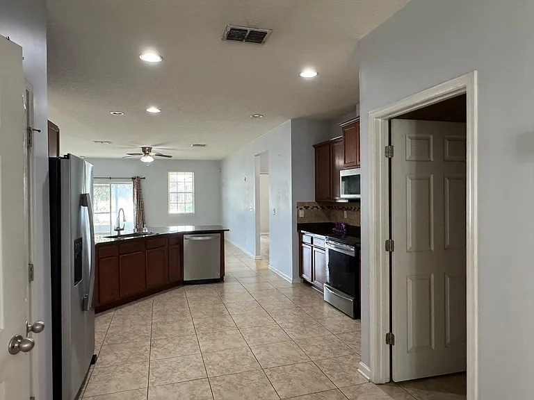 6430 Huntscott Pl — Photo 8