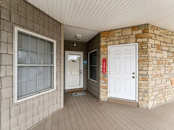 2812 Whispering Shores Dr, Vermilion, OH 44089