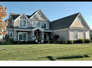 10130 Pemburry Dr, Granger, IN 46530