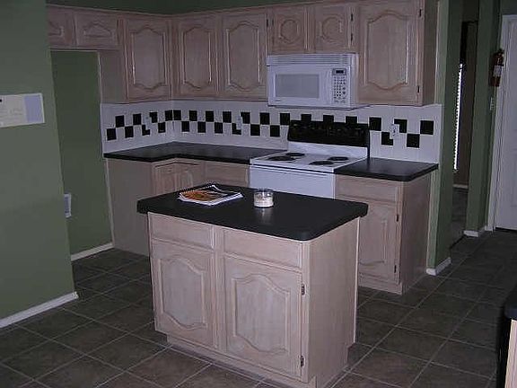 3rd image of 8324 Rain Forest Ln