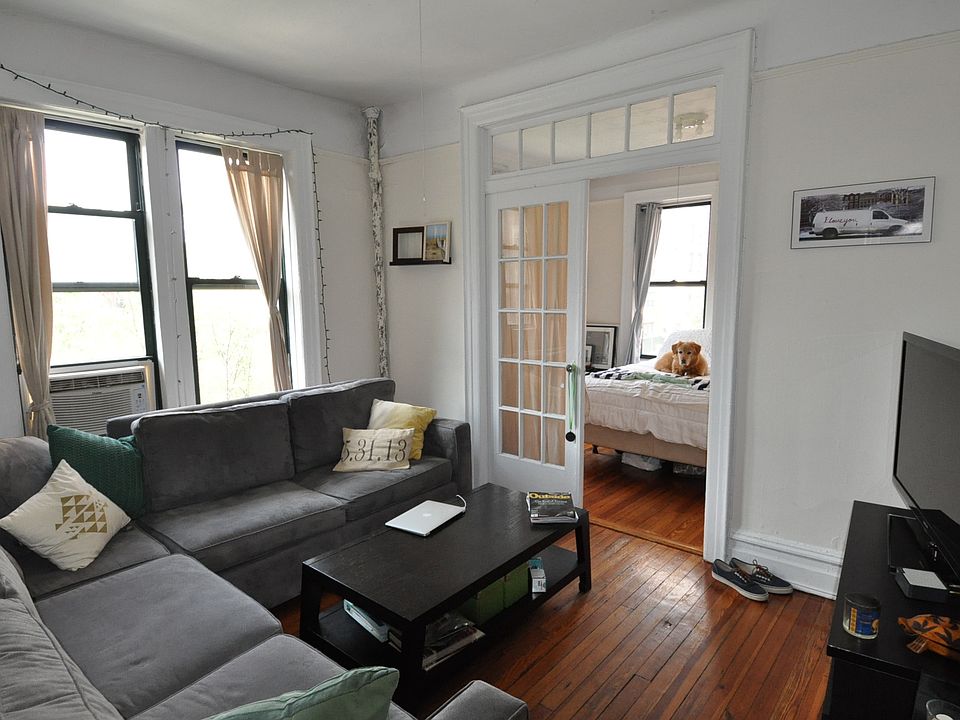 1st image of 30 Charles St APT 33