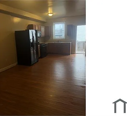1205 W Ostend St — Photo 32