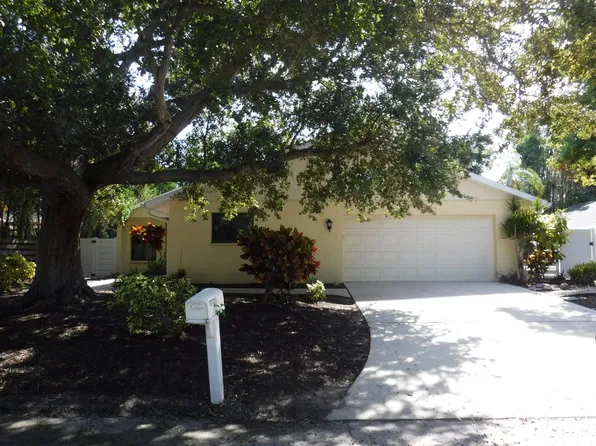 4640 Guava Ct, Sarasota, FL 34234