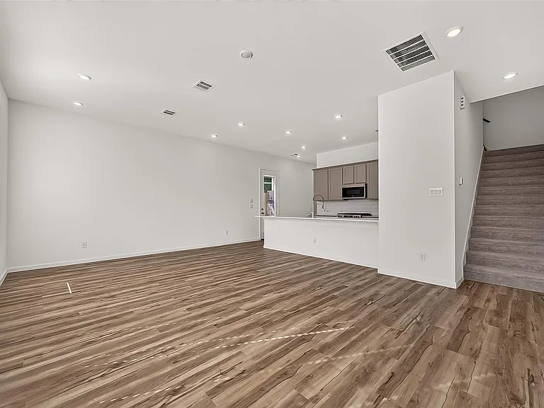 5558 Amber Brook Ln — Photo 14