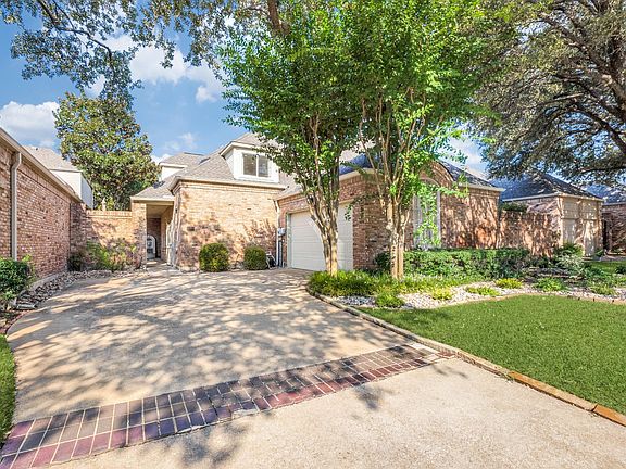 2nd image of 13739 Creekside Pl