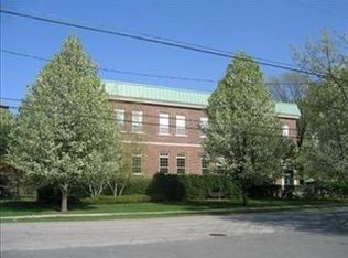 945 S 5th St APT 102, Chesterton, IN 46304