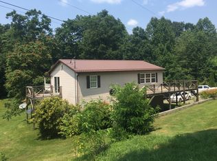 258 Caribou Ln, Mount Nebo, WV 26679