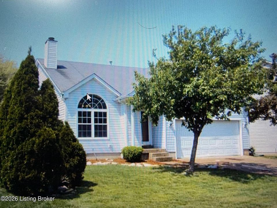 1st image of 4110 Hickoryview Dr