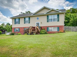 236 Maple Ridge Dr, Jonesborough, TN 37659