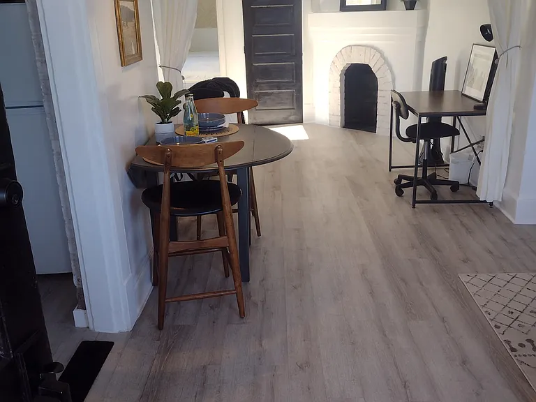 inside the front door view