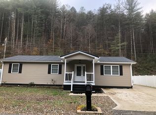 245 Clark Dr, Prestonsburg, KY 41653