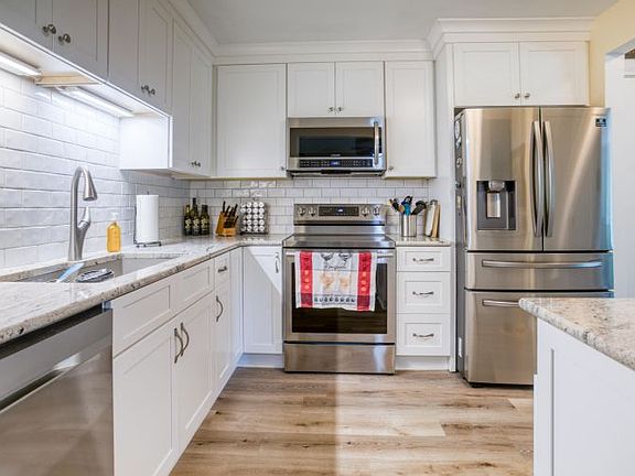 4th image of 2759 Leonard St NW APT A12