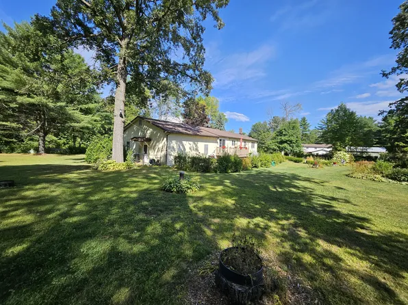 848 Military Tpke, Plattsburgh, NY 12901