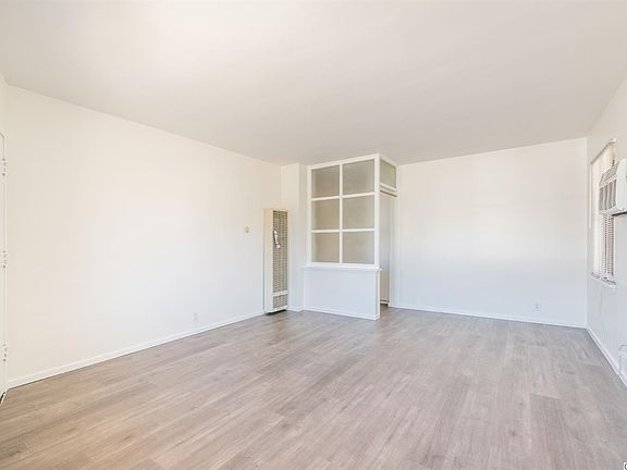 4th image of 1337 N Buena Vista St Unit D