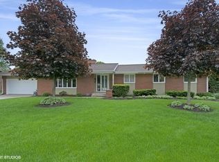 326 Nichols Dr, Sycamore, IL 60178
