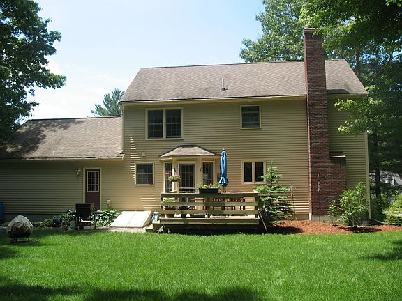 2nd image of 77 Oxford Dr