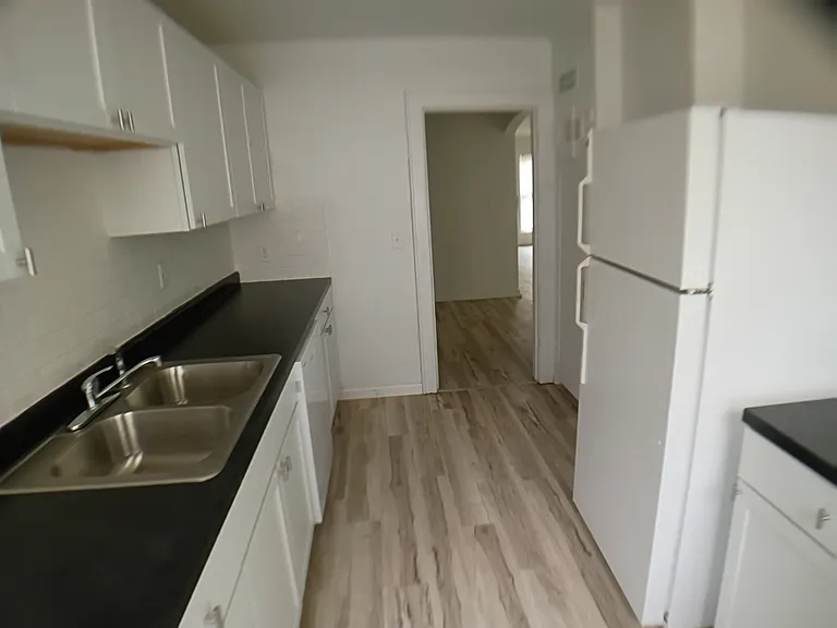 316 W Saginaw St — Photo 14