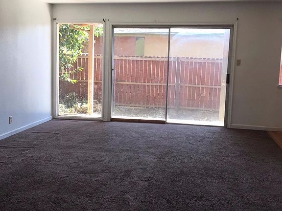 5th image of 2709 Bristol Ave