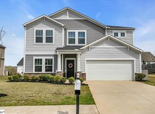 15 Larson Dr, Simpsonville, SC 29681