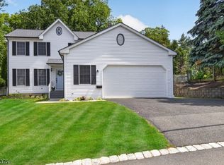 5 Elmer Ave, Bernardsville Boro, NJ 07924