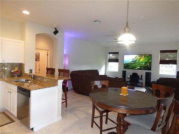 3rd image of 15830 Beachcomber Ave
