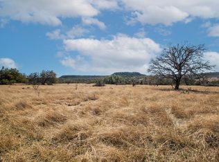 1 Lower Crabapple Rd, Fredericksburg, TX 78624